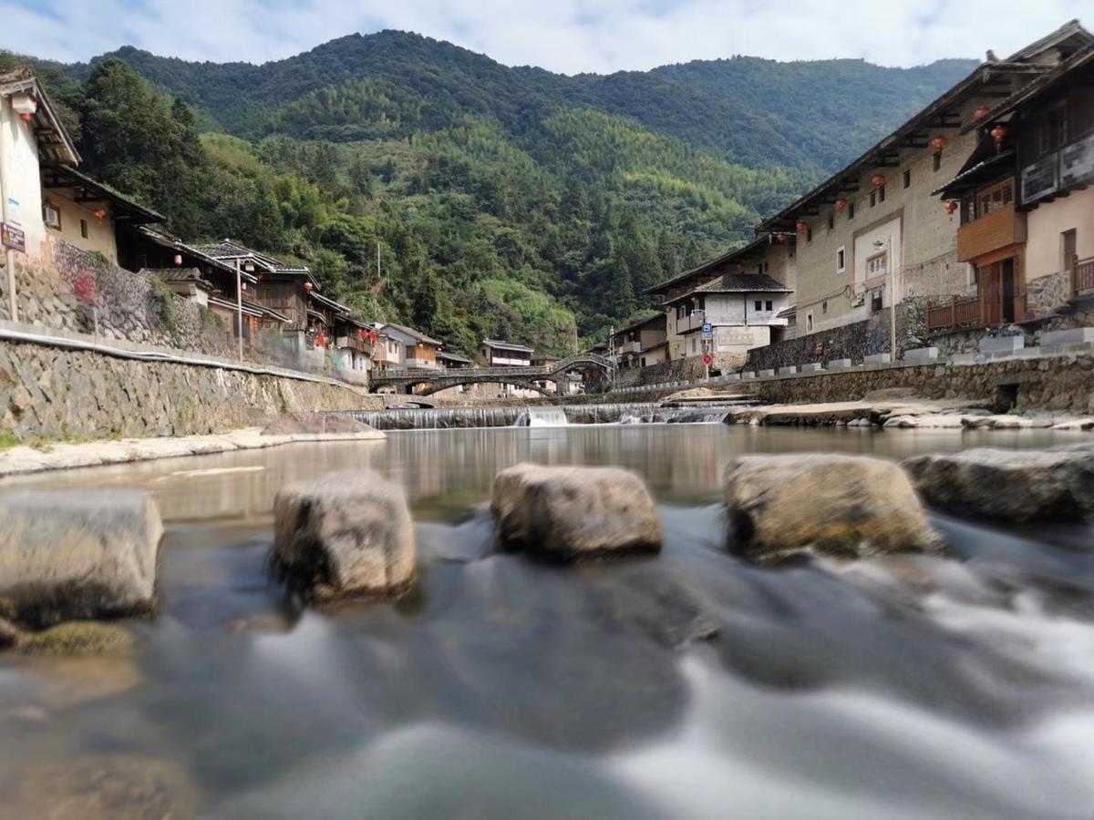 Nanjing Tulou Xinyuan Homestay ภายนอก รูปภาพ